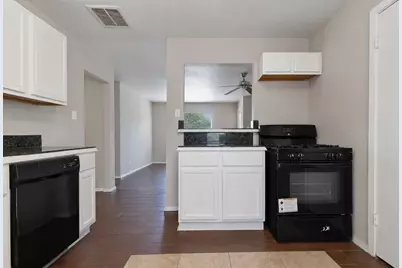 7217 Parker Road, Houston, TX 77016 - Photo 5