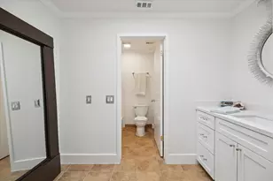 368 Litchfield Ln, Houston, TX 77024 - Photo 11