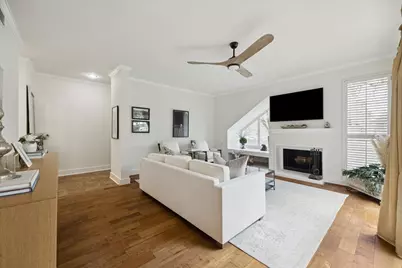 368 Litchfield Lane, Houston, TX 77024 - Photo 9