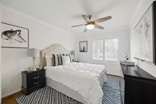 368 Litchfield Ln, Houston, TX 77024 - Photo 13