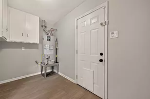 5511 Lymbar Dr, Houston, TX 77096 - Photo 23