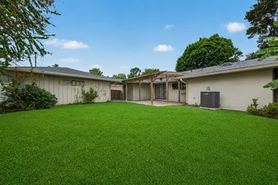 5511 Lymbar Drive, Houston, TX 77096 - Photo 41