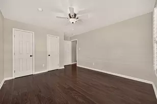 5511 Lymbar Dr, Houston, TX 77096 - Photo 37