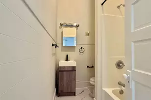 1427 Church St, Galveston, TX 77550 - Photo 15