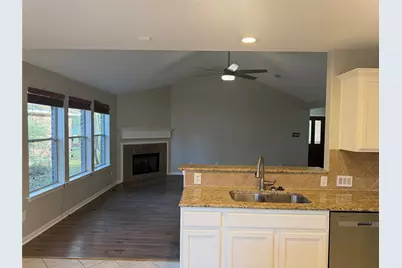 58 Shimmer Pond Pl, Conroe, TX 77385 - Photo 15