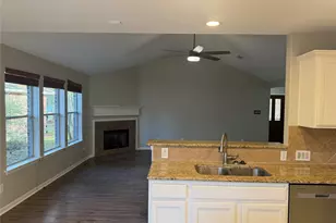 58 Shimmer Pond Pl, Conroe, TX 77385 - Photo 15