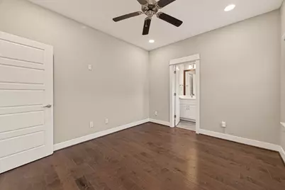 2010 Saint Charles Street, Houston, TX 77003 - Photo 7