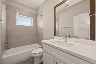 2010 St Charles St, Houston, TX 77003 - Photo 31