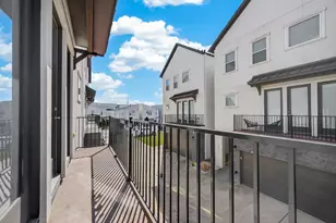 2010 St Charles St, Houston, TX 77003 - Photo 27