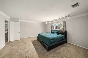 1223 Greenbriar Dr, Huntsville, TX 77340 - Photo 17