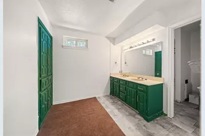 1223 Green Briar Drive, Huntsville, TX 77340 - Photo 23