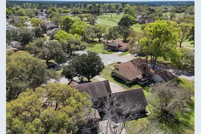 1223 Green Briar Drive, Huntsville, TX 77340 - Photo 37