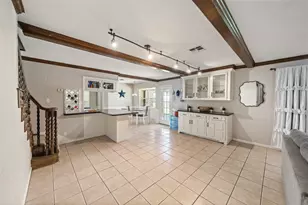 1223 Greenbriar Dr, Huntsville, TX 77340 - Photo 13