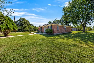 4913 Partridge Street, La Marque, TX 77568 - Photo 3