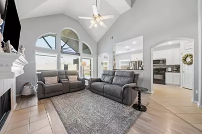 929 Bay Sky Way, Seabrook, TX 77586 - Photo 9