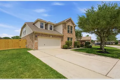 929 Bay Sky Way, Seabrook, TX 77586 - Photo 1