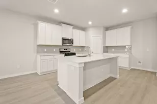 668 Woodhaven Lks Dr, La Marque, TX 77568 - Photo 5