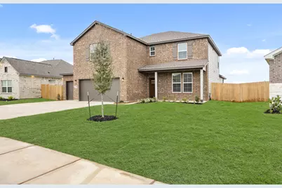 668 Woodhaven Lakes Drive, La Marque, TX 77568 - Photo 3