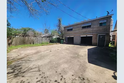 8413 Darlington Drive, Houston, TX 77028 - Photo 27