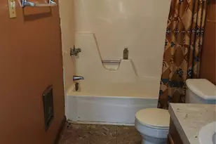 8413 Darlington Dr, Houston, TX 77028 - Photo 17