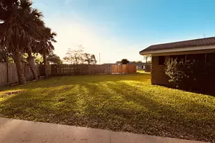 4901 Timber Ln, Rosenberg, TX 77471 - Photo 3