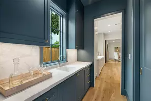 822 W 31st St, Houston, TX 77018 - Photo 17