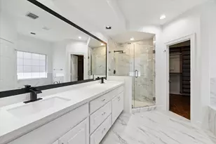 13639 Brookbluff Ln, Houston, TX 77077 - Photo 15