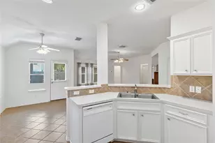 17919 Magenta Springs Dr, Humble, TX 77346 - Photo 15