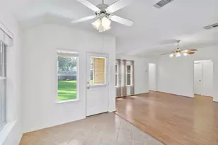 17919 Magenta Springs Dr, Humble, TX 77346 - Photo 13