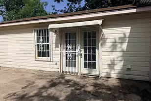 1708 E 32nd St, Austin, TX 78722 - Photo 21