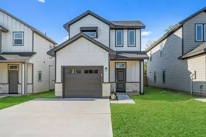 410 W Marlin Street, Willis, TX 77378 - Photo 1