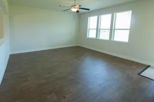 1327 Graham Trace Ln, League City, TX 77573 - Photo 13