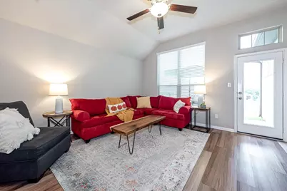 155 Emery Oak Way, Huntsville, TX 77320 - Photo 5