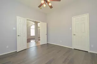 6726 Oakman, Sugar Land, TX 77479 - Photo 9