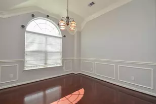 6726 Oakman, Sugar Land, TX 77479 - Photo 5