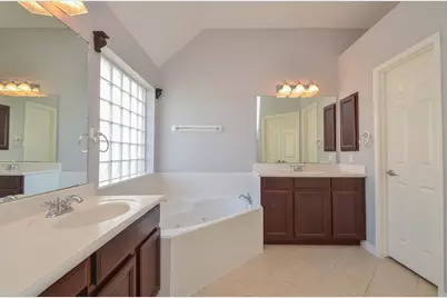 6726 Oakman, Sugar Land, TX 77479 - Photo 25