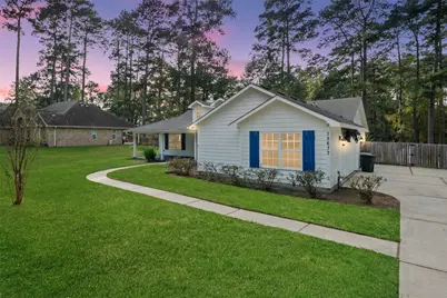 15677 Corinthian Way, Willis, TX 77318 - Photo 33