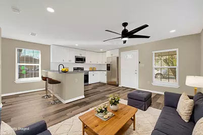 7814 Avenue F, Houston, TX 77012 - Photo 1