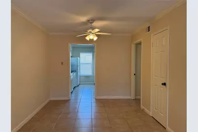 1223 Augusta Drive #12, Houston, TX 77057 - Photo 9