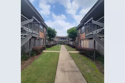 1223 Augusta Drive #12, Houston, TX 77057 - Photo 3