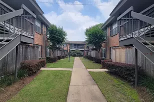 1223 Augusta Dr, Houston, TX 77057 - Photo 3