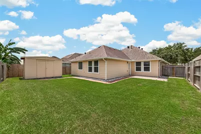 4714 Lake Rim Drive, Alvin, TX 77511 - Photo 5