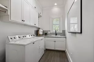 1421 Columbia St, Houston, TX 77008 - Photo 17