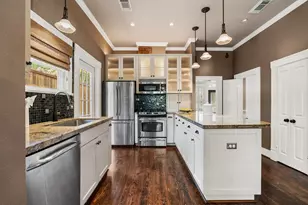 1421 Columbia St, Houston, TX 77008 - Photo 5