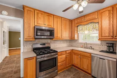 536 Wallisville Road, Liberty, TX 77575 - Photo 17