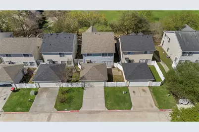9606 Farrell Drive, Houston, TX 77070 - Photo 33