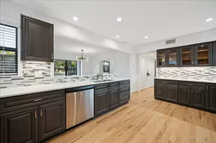 7516 Morningside Dr, Houston, TX 77030 - Photo 11