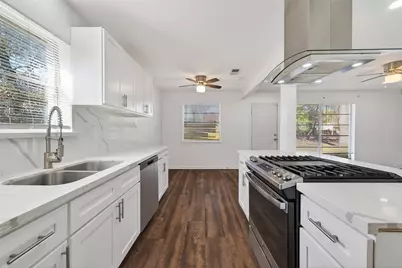 23567 Pine Forest Drive, New Caney, TX 77357 - Photo 17