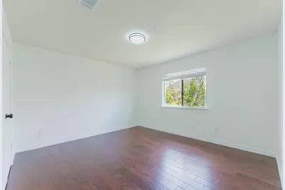 8826 Fondren Village Drive, Houston, TX 77071 - Photo 13