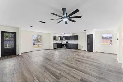 2203 Drayton Lane, Houston, TX 77088 - Photo 9